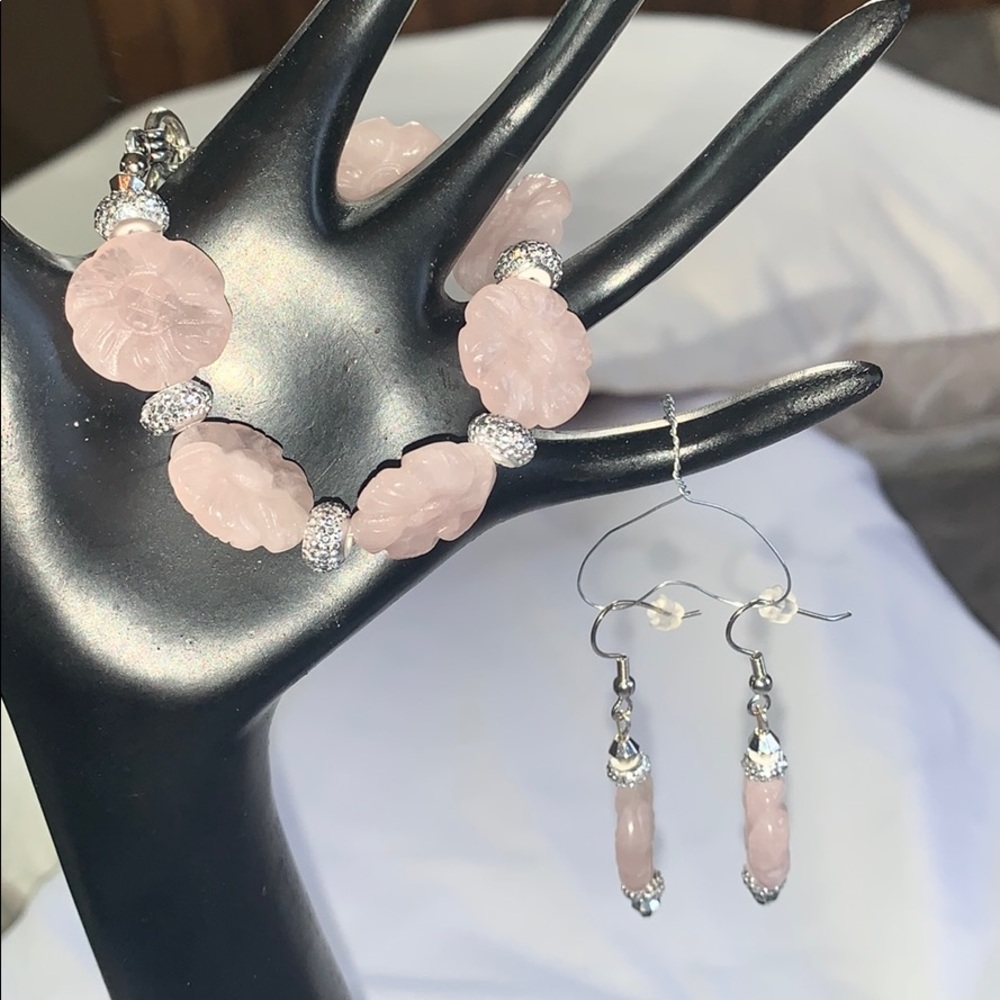 2073 Rose (pink) quartz flower bracelet/earrings - Picture 6 of 6